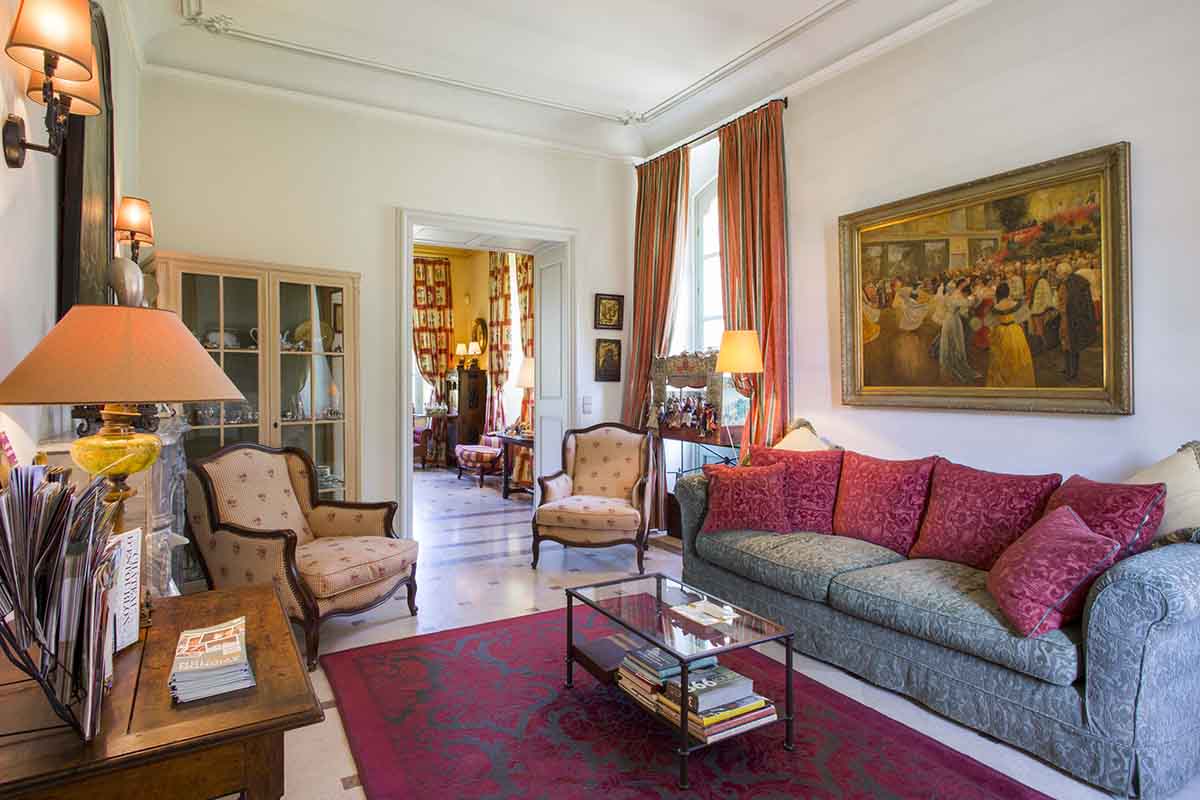 Chateau Talaud lounge