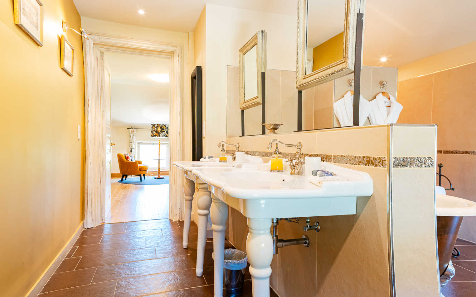 Mimosas Suite Chateau Talaud