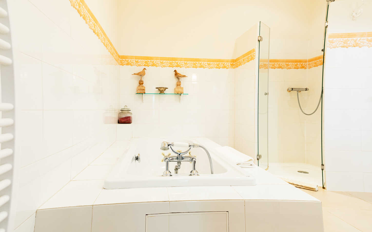 Le Ventoux vacation rental Chateau Talaud