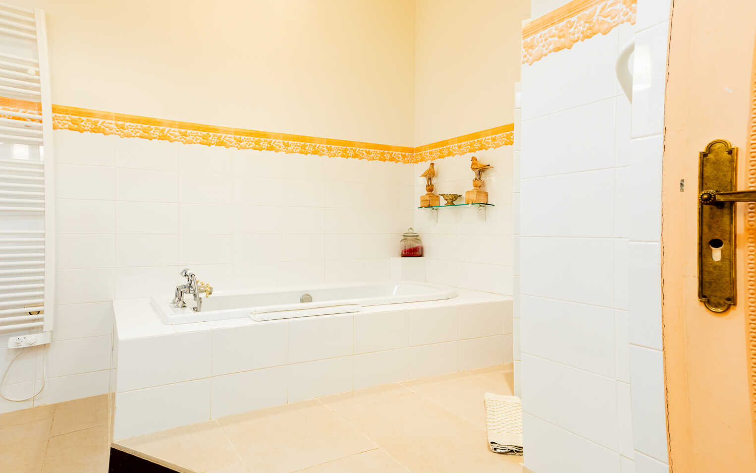 Le Ventoux vacation rental Chateau Talaud